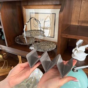 4 taco dish Foldable Stainless Steel Zigzag Trivet / Stand